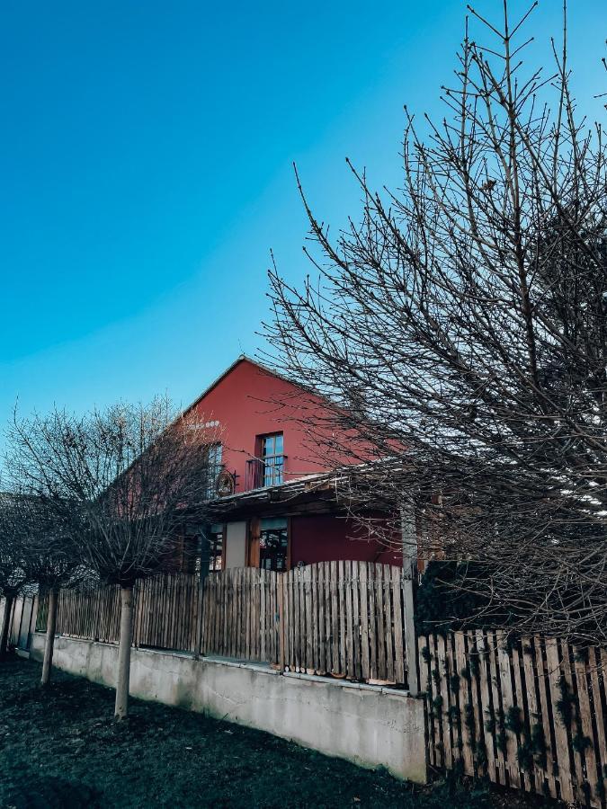 Čelákovice 拉弗斯维尔克旅馆酒店 外观 照片